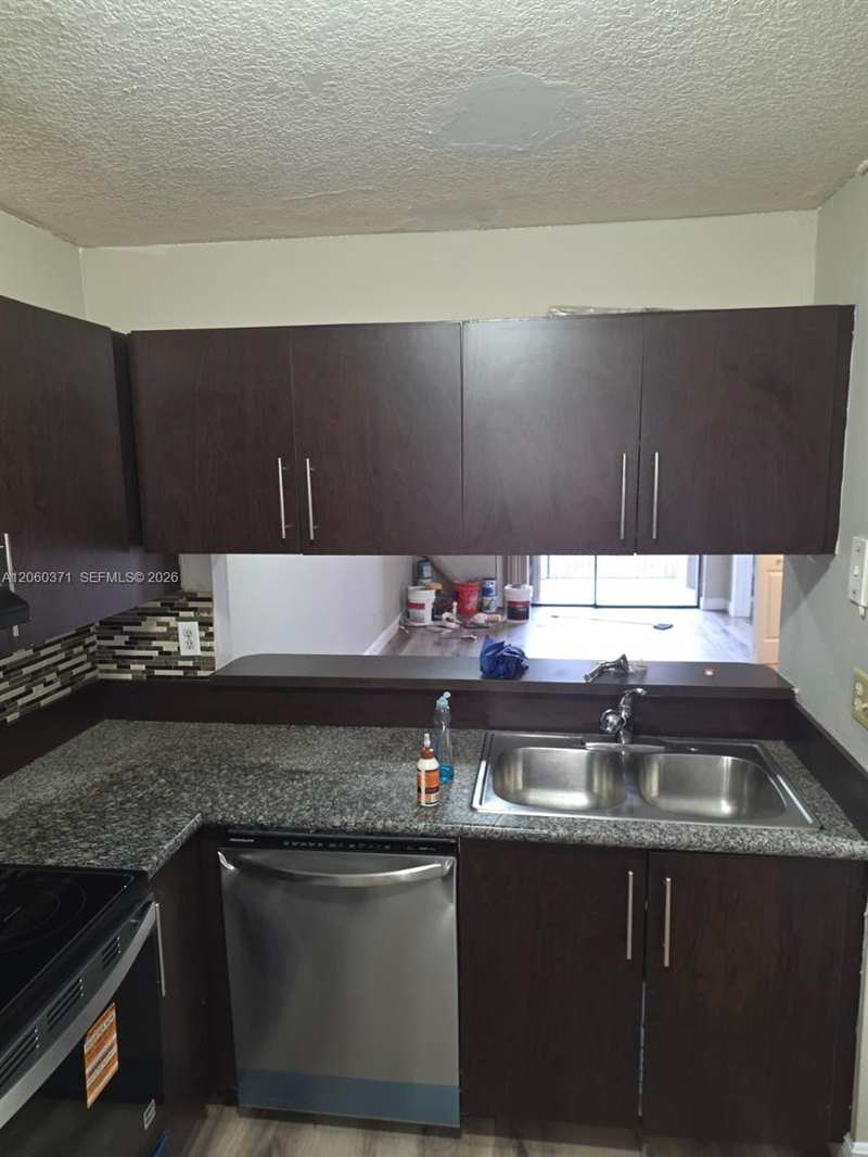 MIRAMAR CLUB CONDOMINIUM