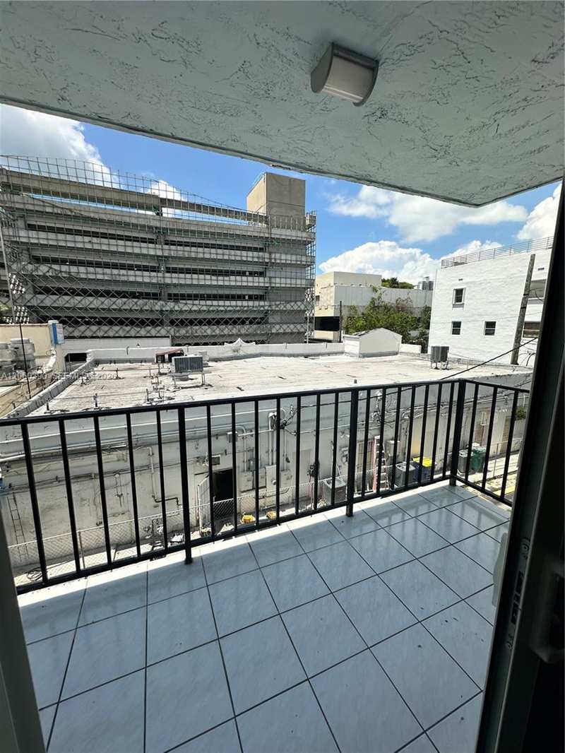 720 Collins Ave # 309, Miami Beach FL 33139