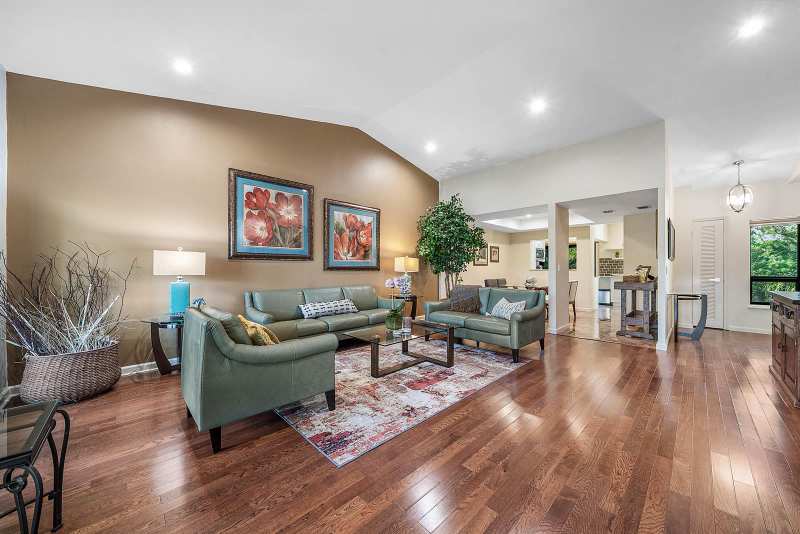 11355 Pond View Drive # D202, Wellington FL 33414