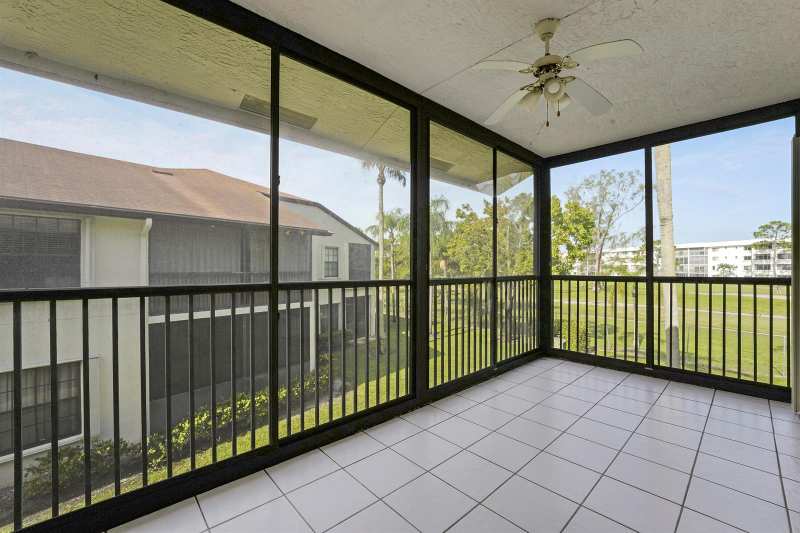 3254 Jog Park Drive, FL 33467