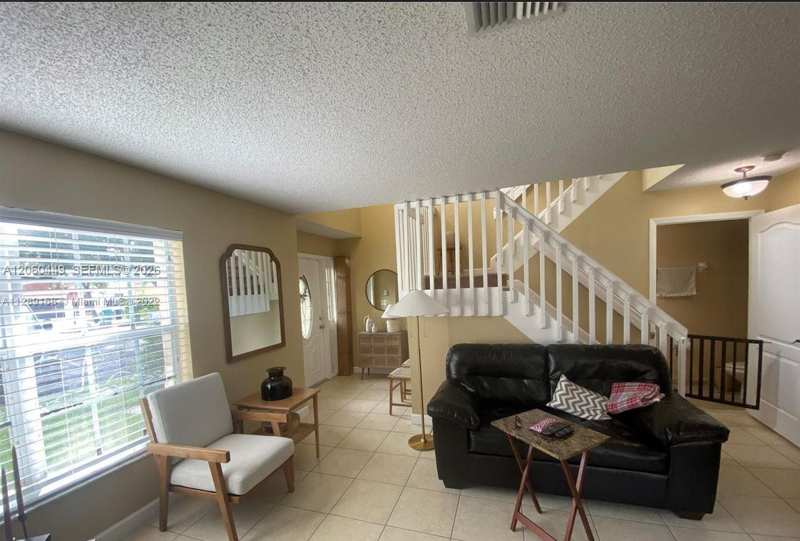 21514 SW 90th Ave # 0, Cutler Bay FL 33189