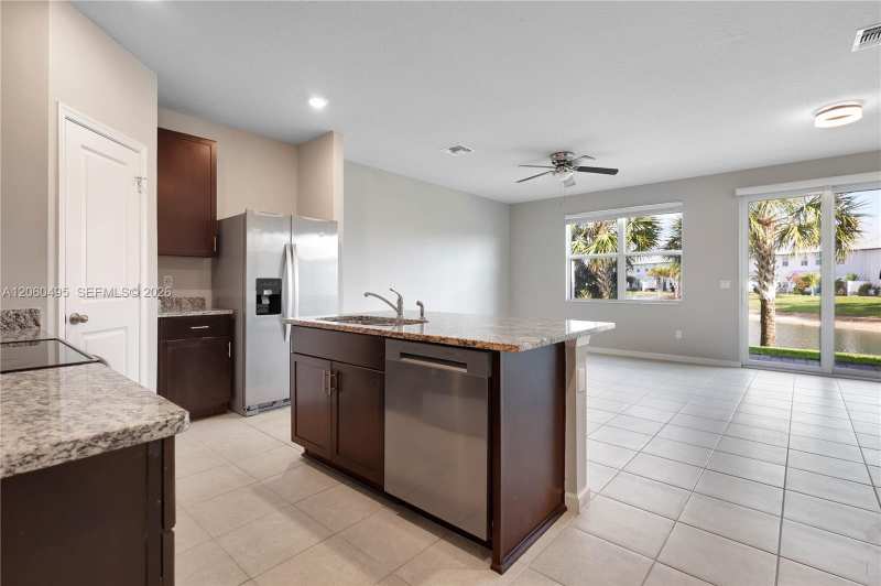 1761 Lindley St, West Palm Beach FL 33407