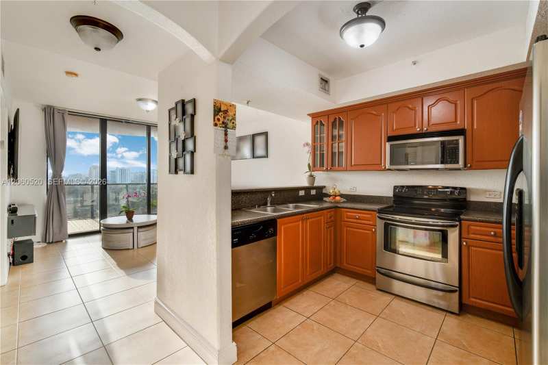 2301 SW 27th Ave # 1204, Miami FL 33145