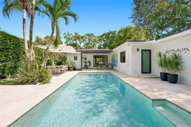 835 Malaga Ave # 0, Coral Gables FL 33134