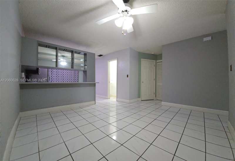 8810 NW 114th Ter, Hialeah Gardens FL 33018