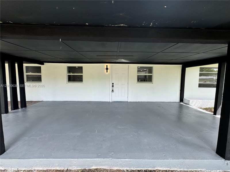 4715 SW 23rd St, Fort Lauderdale FL 33317