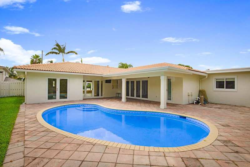 5110 NE 30th Avenue NE, Lighthouse Point FL 33064