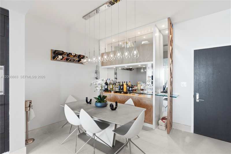 900 Biscayne Blvd # 3607, Miami FL 33132
