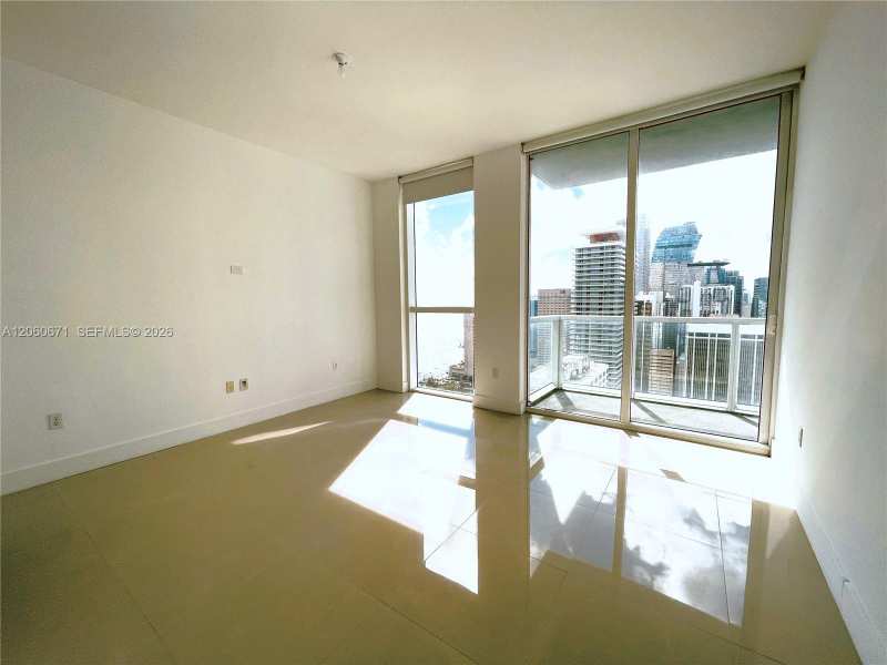 244 Biscayne Blvd # 4307, Miami FL 33132