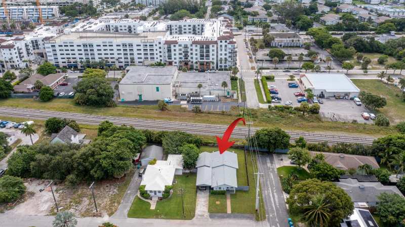 222 SE 3RD Street, Boynton Beach FL 33435