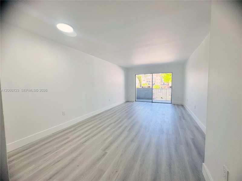 6095 W 18th Ave # S219, Hialeah FL 33012