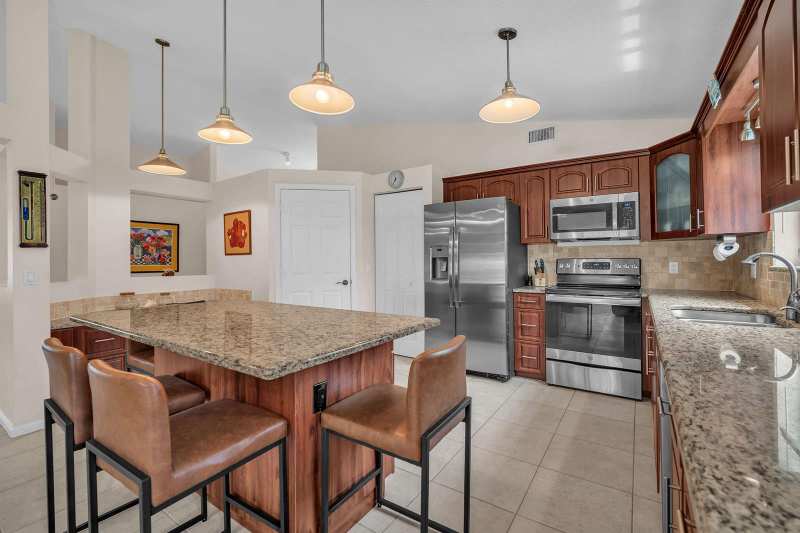 8576 WINDY Circle, Boynton Beach FL 33472