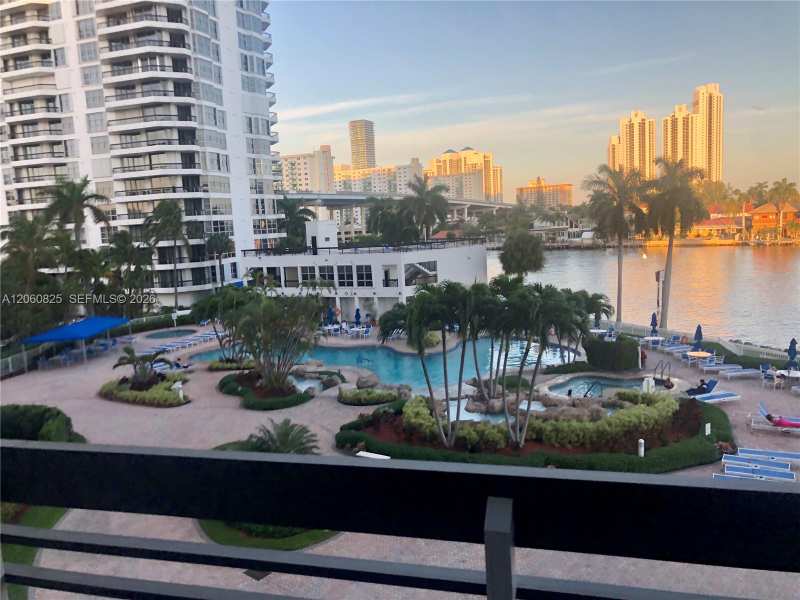 19101 NE 36th Ct # 411, Aventura FL 33180