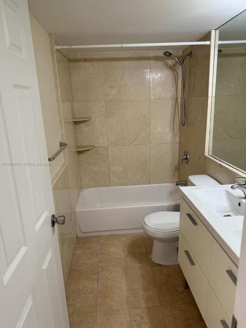 6045 NW 186th St # 309, Hialeah FL 33015