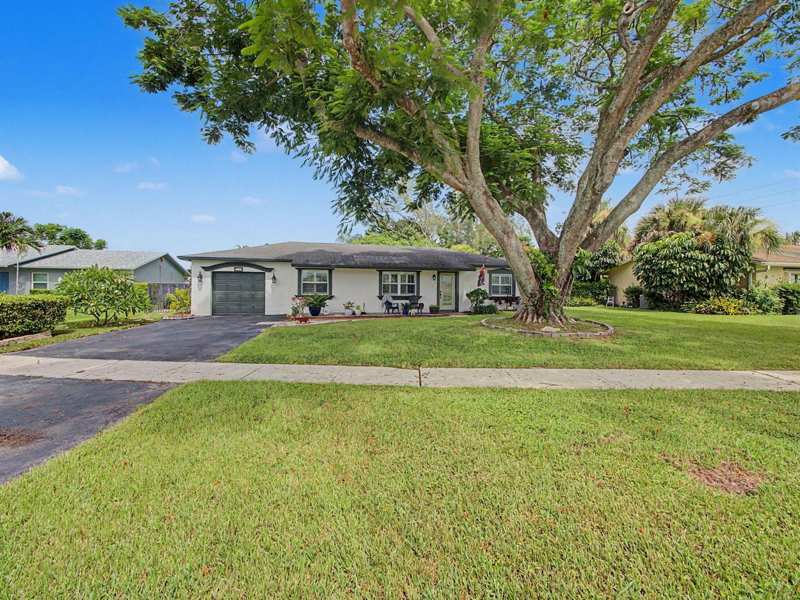 19732 COLORADO Circle, Boca Raton FL 33434