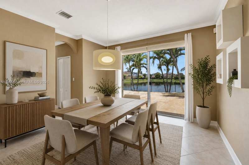 14443 SW 12th Ln, Miami FL 33184