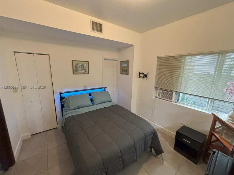 3299 Bird Ave # 5, Miami FL 33133
