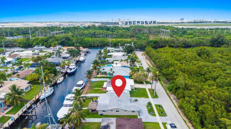317 NE 3RD Avenue, Dania Beach FL 33004