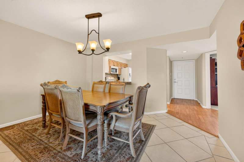 5906 CRYSTAL SHORES Drive # 404, Boynton Beach FL 33437