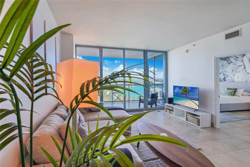 601 NE 36th St # 1106, Miami FL 33137