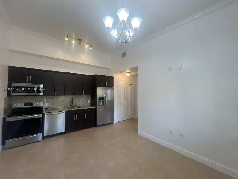 2268 SW 8th St # 3, Miami FL 33135