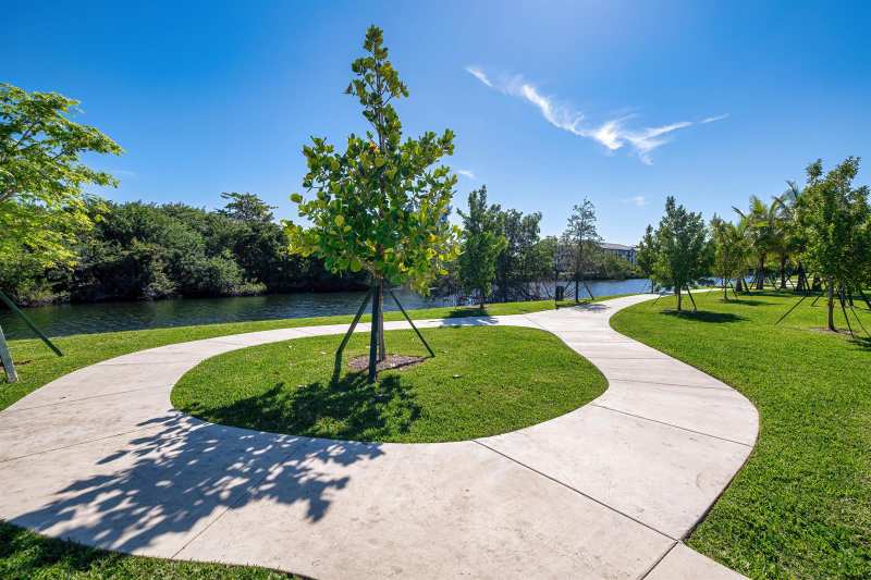 2000 Stirling Road # 101, Hollywood FL 33020