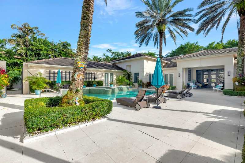 17070 Royal Cove Way, Boca Raton FL 33496