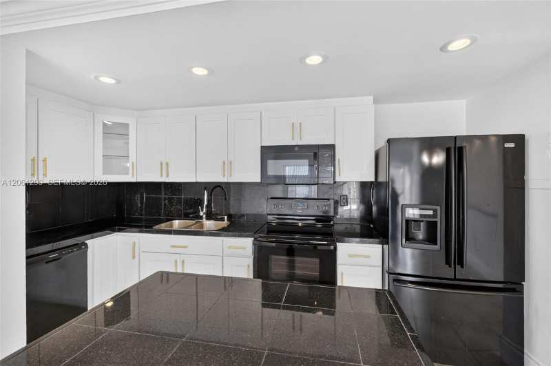 4544 NW 79th Ave # 1H, Doral FL 33166