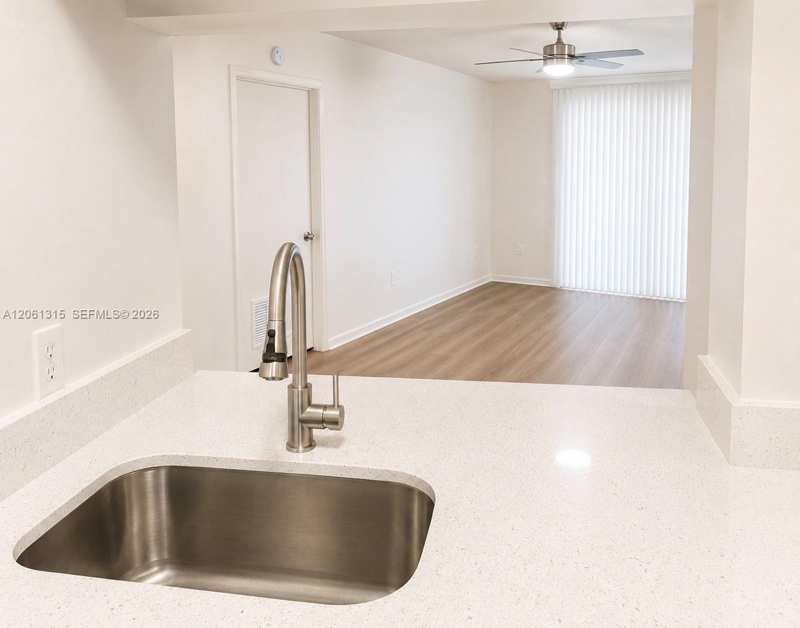 102 SW 6th Ave # 507, Miami FL 33130