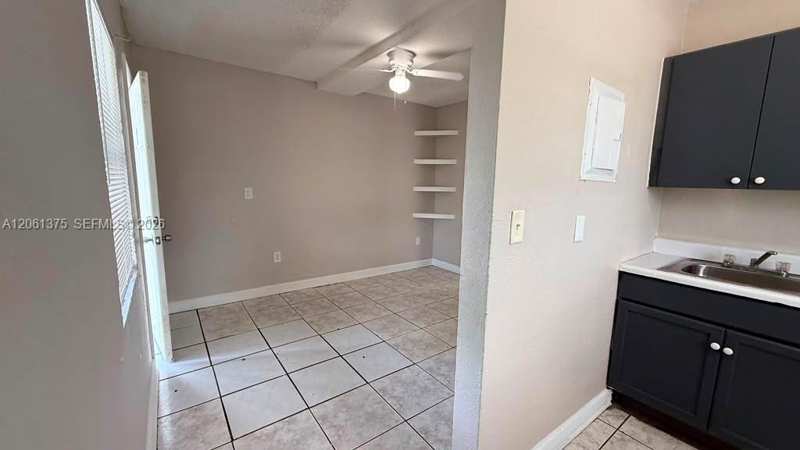 6901 NW 8th Ave # 5, Miami FL 33150
