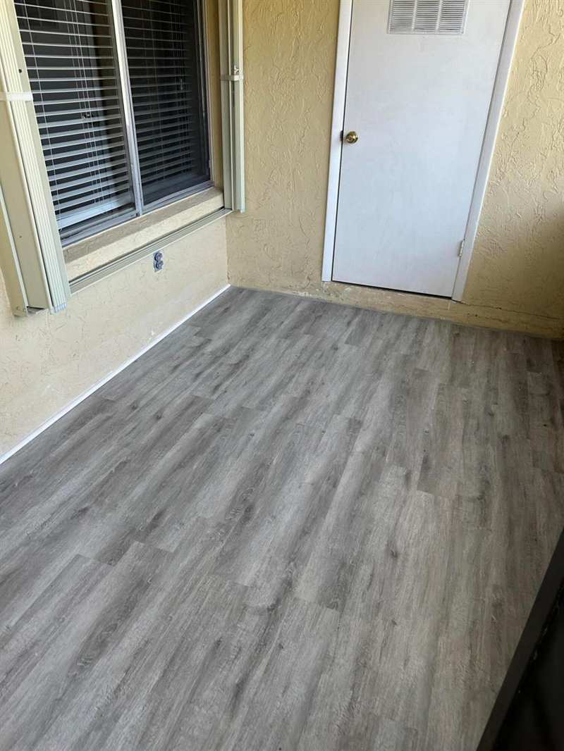 436 PINE GLEN Lane # 1, FL 33463