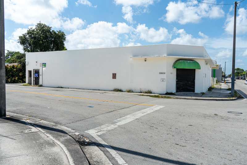 102 NW 22ND Avenue, Miami FL 33125