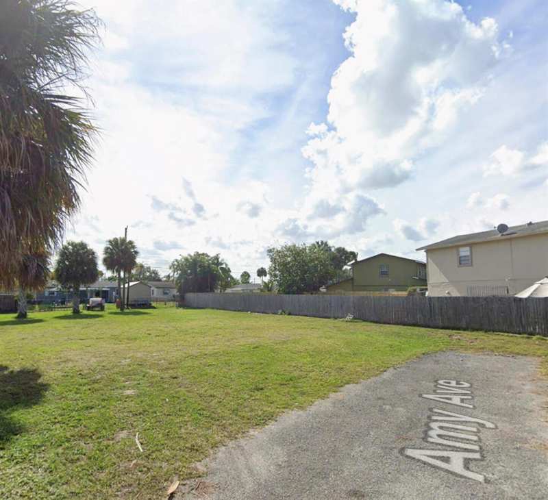 000 URANUS Terrace, West Palm Beach FL 33403