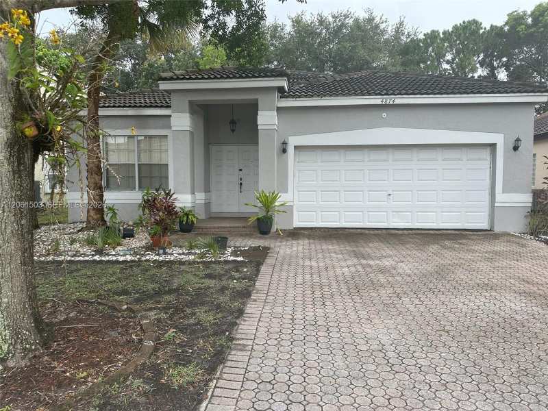 4874 NW 57th Mnr, Coconut Creek FL 33073