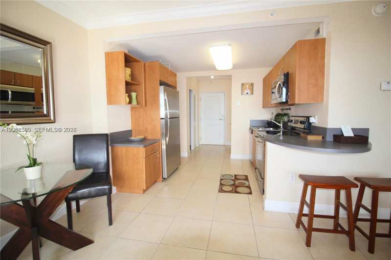 401 69th St # 1502, Miami Beach FL 33141