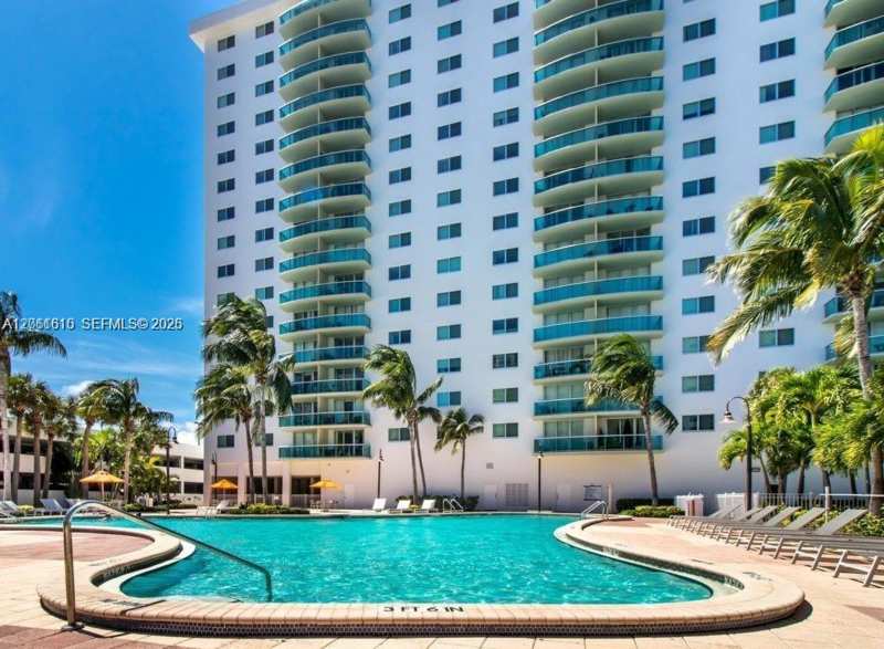 19390 Collins Ave # 308, Sunny Isles Beach FL 33160