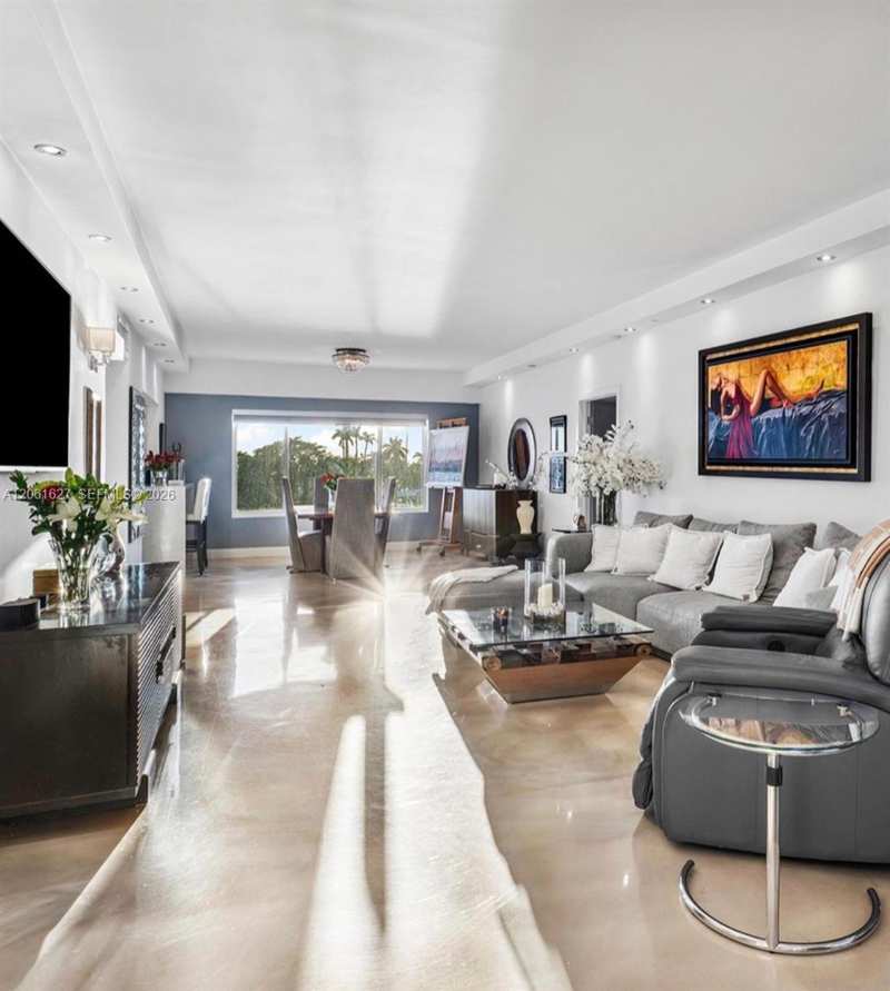 333 Sunset Dr # 108, Fort Lauderdale FL 33301