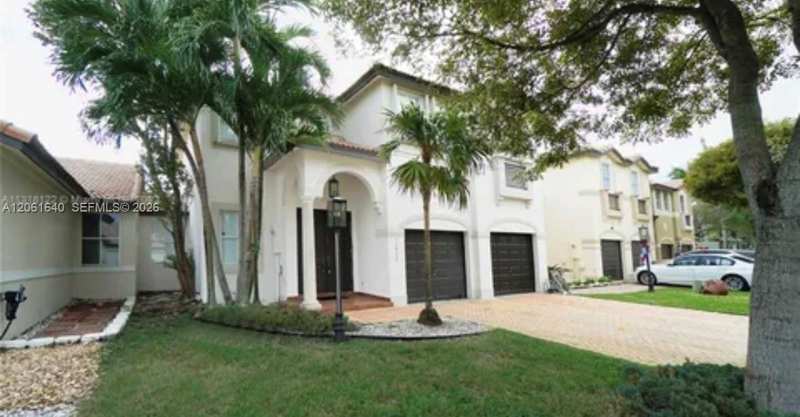 11022 NW 48th Ln, Doral FL 33178