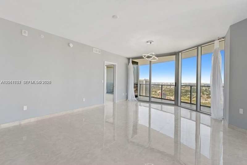 488 NE 18th St # 3801, Miami FL 33132