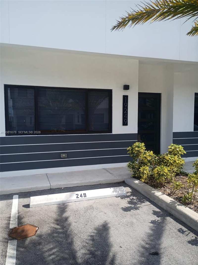 19249 NW 37 Ave, Miami Gardens FL 33056