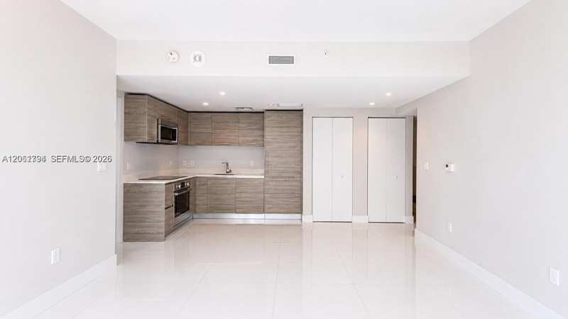1300 S Miami Ave # 3407, Miami FL 33130