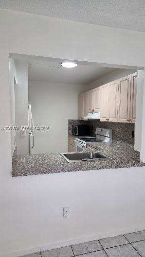 6730 W 26 CT # 15, Hialeah Gardens FL 33016