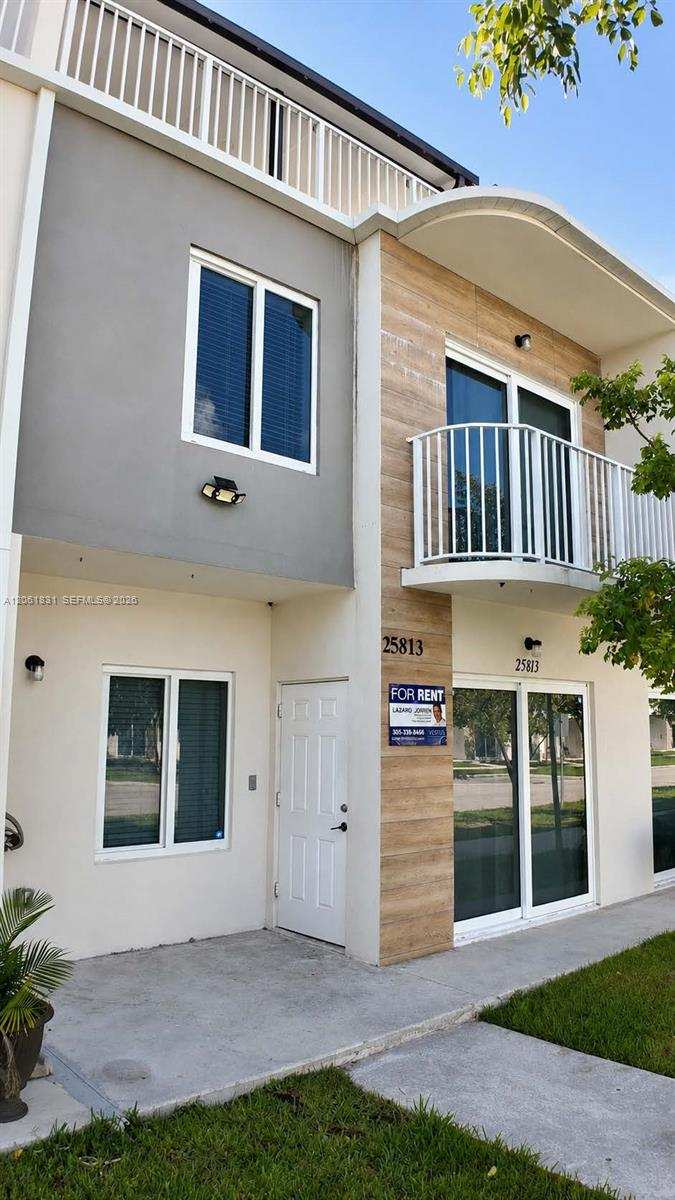 25813 SW 144th Ave, Homestead FL 33032