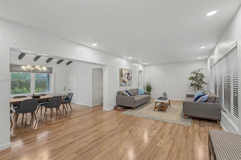 5930 SW 48th St, Miami FL 33155