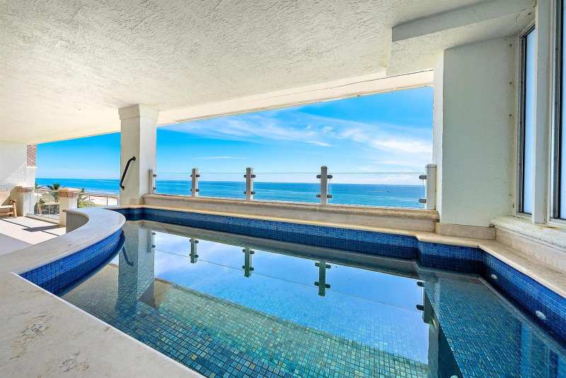 2070 N Ocean Boulevard, Boca Raton FL 33431