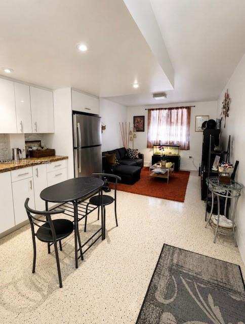 652 NW 3rd St # 306, Miami FL 33128