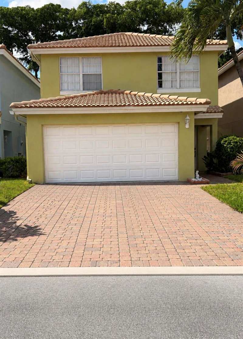 3357 COMMODORE Court, West Palm Beach FL 33411