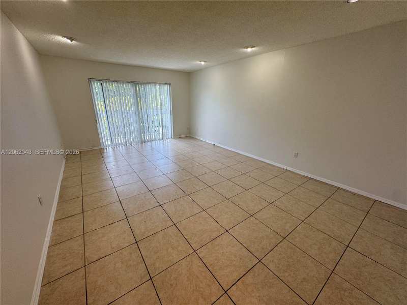 7700 Camino Real # 407, Miami FL 33143