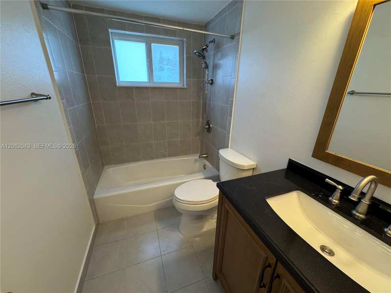 7700 Camino Real # 407, Miami FL 33143