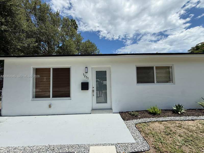 1251 NE 208th Ter, Miami FL 33179